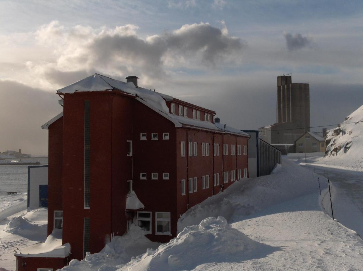 Nordkapp Vandrerhjem Honningsvåg Buitenkant foto